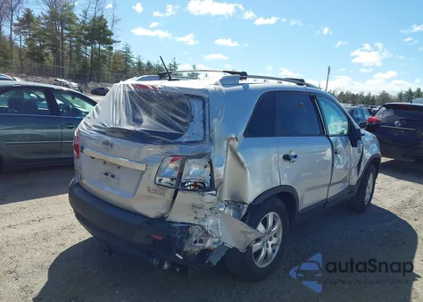 2012 Kia Sorento Lx z USA, uszkodzony, nr VIN 5XYKTCA60CG223660